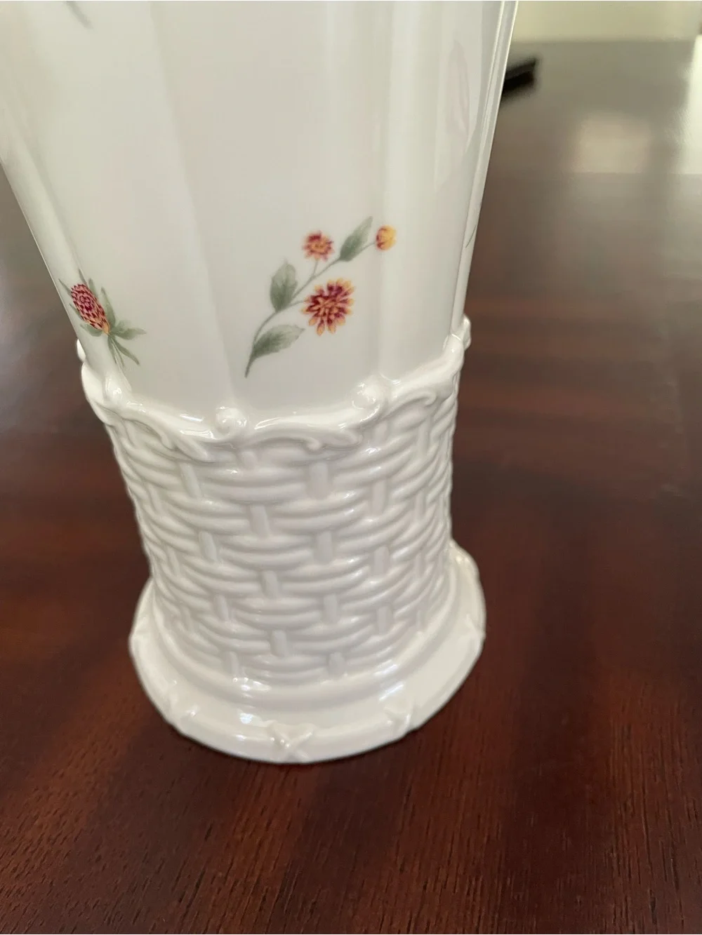 Lenox posy Basket Trumpet Vase. Medium